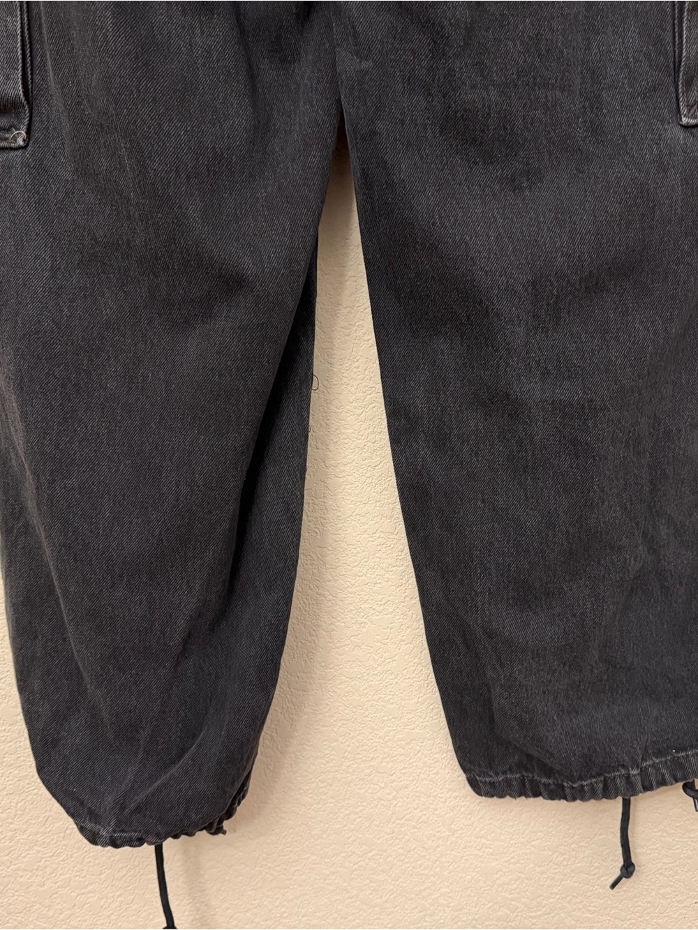 Levi's Black Cargo Wide-Leg Jeans 94 Baggy - Picture 9 of 15